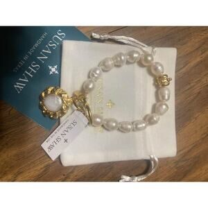SUSAN SHAW- GENUINE
FRESHWATER PEARL
BRACELET